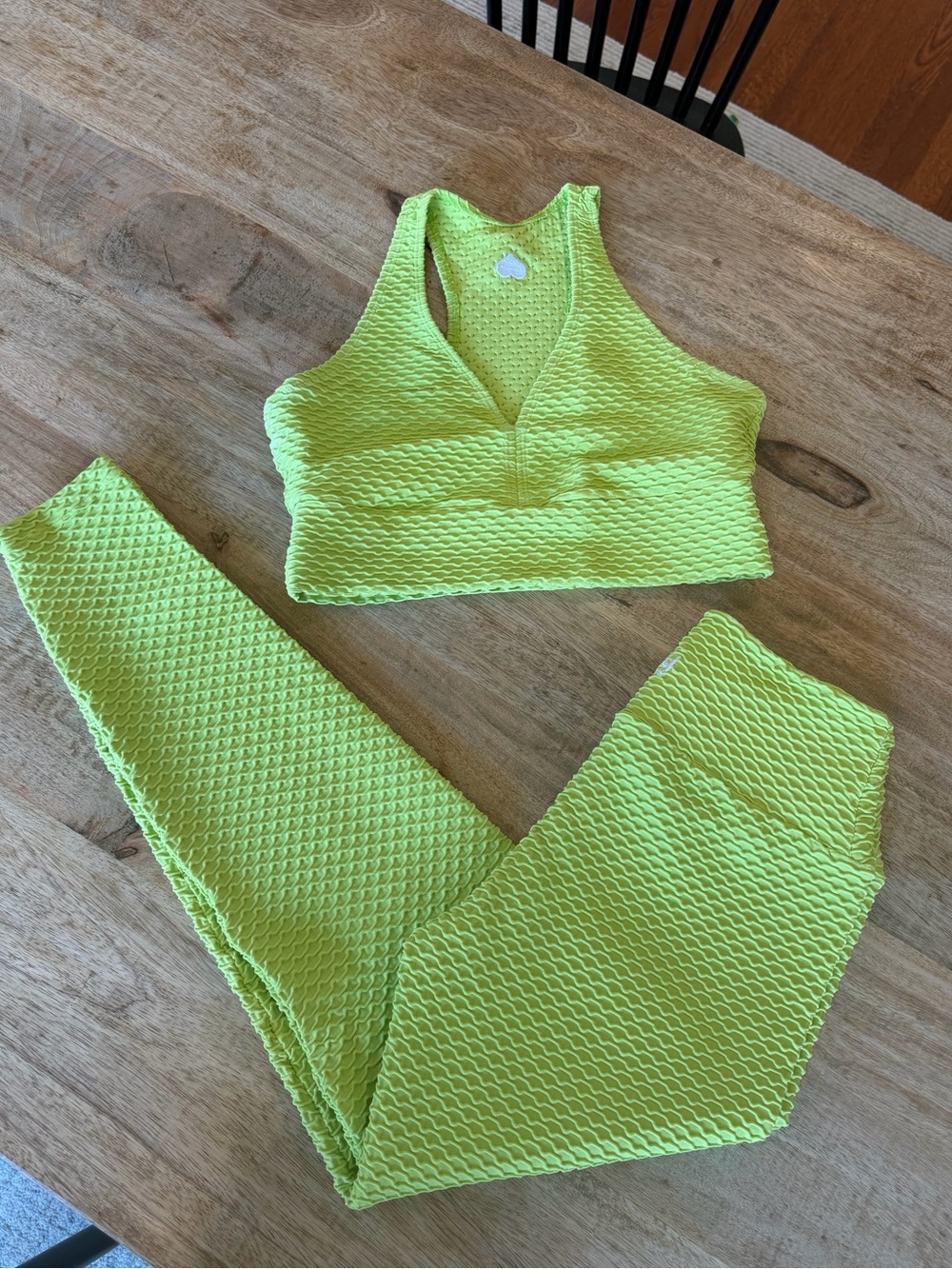 Like New Booty By Brabants Croco Skin Curvy Top + Leggings Set – Citrus
